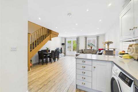 2 bedroom semi-detached house for sale, Temple Street, Rugby CV21