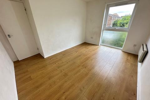 undefined, Earls Court, Dunstable LU5