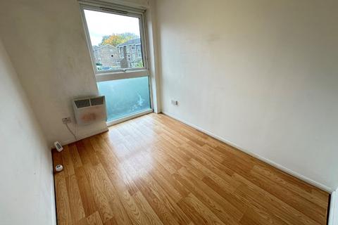 undefined, Earls Court, Dunstable LU5