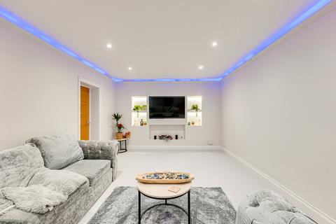 4 bedroom detached house for sale, Willingale Way, Southend-on-sea, SS1