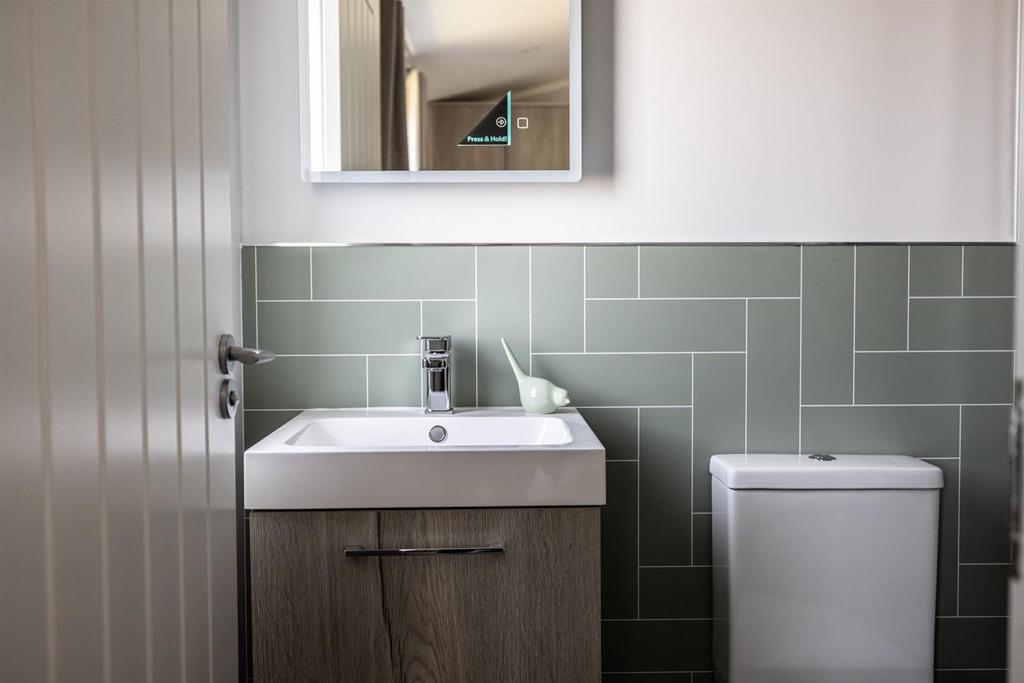 Bath1.jpg