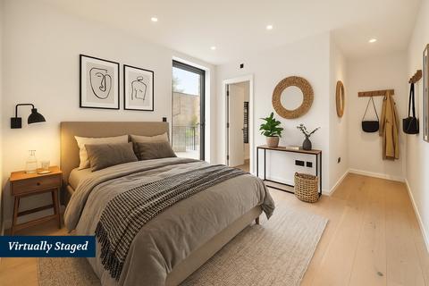 3 bedroom flat for sale, Coverdale Road, Willesden Green, London, NW2