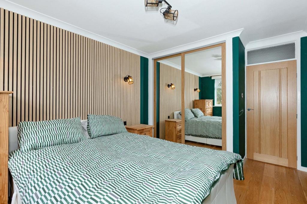 Russell Court 9.jpg