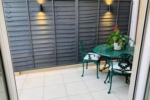 3 bedroom terraced house to rent, Swansea SA1