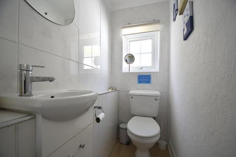 2 bedroom house to rent, St. Catherine Street, Ventnor
