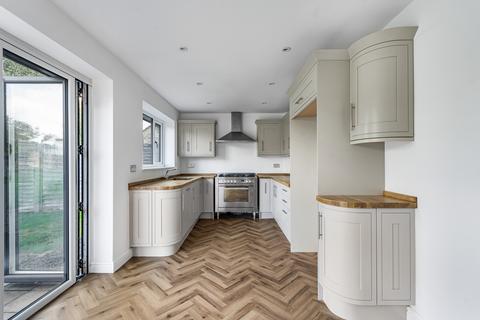 4 bedroom detached house for sale, Ashtead