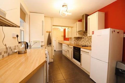 2 bedroom semi-detached house for sale, Robinson Road, Rushden NN10