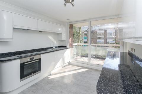 Leamington House, 23 Stonegrove, HA8