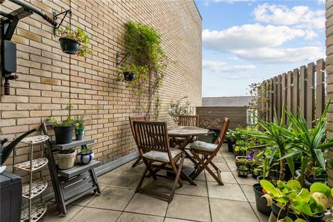 2 bedroom apartment for sale, Bocking Street, London, E8