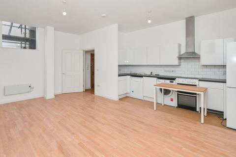 2 bedroom flat for sale, Flat 1 Culpit House, 74-78 Town Centre, Hatfield, Hertfordshire, AL10 0JW