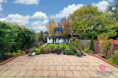 undefined, Highfield Avenue, London