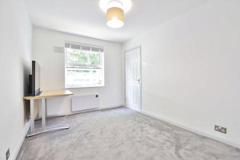 17 Hepple Close, Isleworth, TW7 6AY