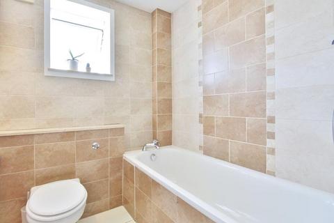 17 Hepple Close, Isleworth, TW7 6AY