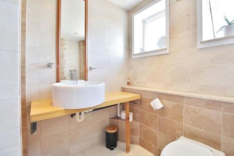 17 Hepple Close, Isleworth, TW7 6AY