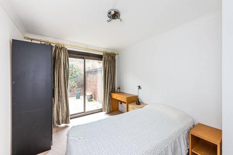 undefined, Redfield lane, Kenway Village, London, SW5