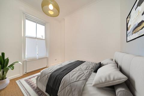 2 bedroom flat for sale, Warwick Avenue, London W9