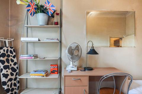 undefined, Upper Montagu Street, Baker Street, London, W1H