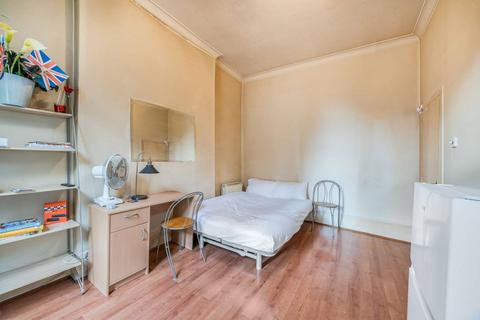 Studio to rent, Upper Montagu Street, Baker Street, London, W1H