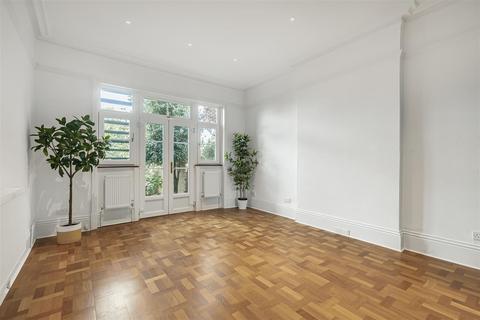 undefined, Upper Richmond Road West, East Sheen, SW14