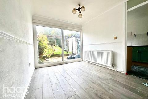 3 bedroom terraced house to rent, MONMOUTH RD, B32