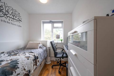 undefined, Ashbourne Road, Tooting, Mitcham, CR4