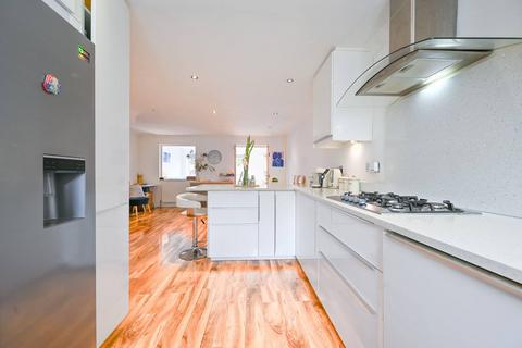 undefined, Ashbourne Road, Tooting, Mitcham, CR4