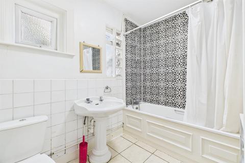 undefined, Merton, London, SW19