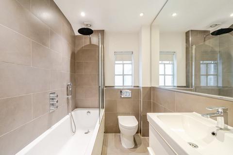 2 bedroom flat for sale, Queensway, London, W2