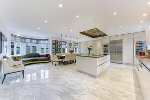 5 bedroom terraced house to rent, London W2