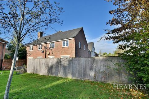 Cracklewood Close, West Moors, Ferndown, BH22