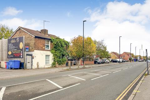 undefined, 328 Staines Road, Middlesex, TW14 9HD