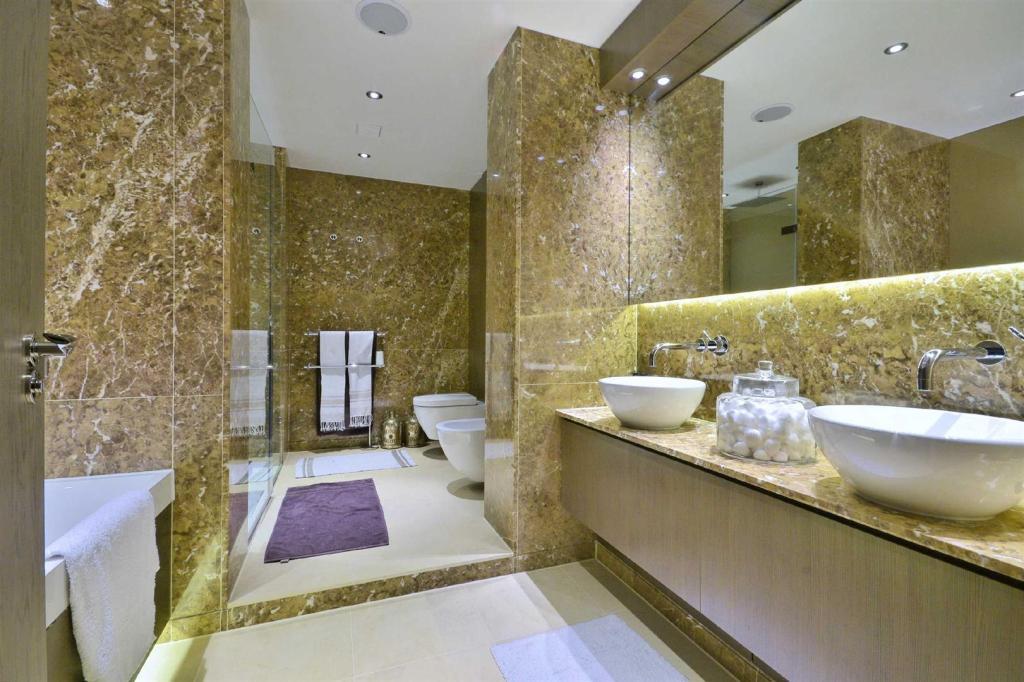 Doulton-house-park-street-chelsea-creek-sw6