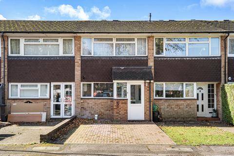 undefined, Ryelands Close, Caterham