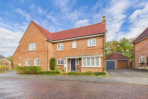 Kilnwood Close, Faygate