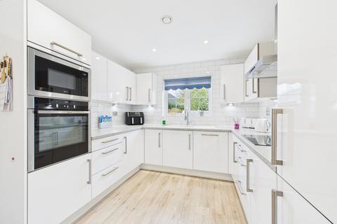 undefined, Kilnwood Close, Faygate