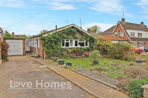 undefined, Russell Road, Toddington