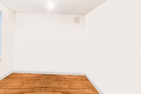 20 Ibbotson Avenue, London, E16 1JD