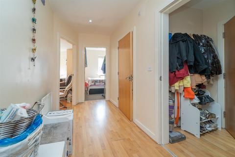 2 bedroom flat for sale, New Barns Avenue, Chorlton