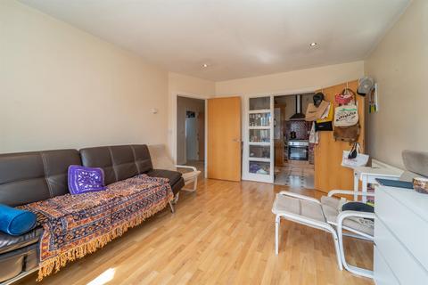 2 bedroom flat for sale, New Barns Avenue, Chorlton