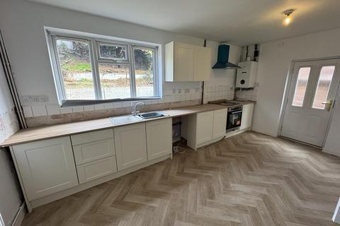 undefined, Foxhills Road, Stourbridge