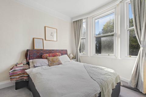 2 bedroom flat for sale, Regency Street, London, SW1P