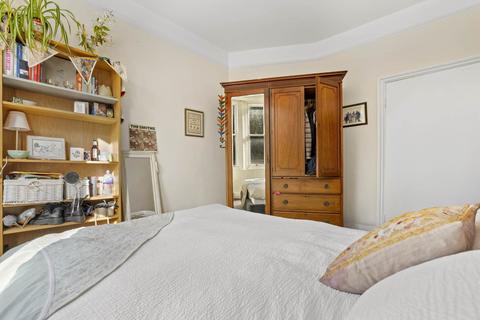 2 bedroom flat for sale, Regency Street, London, SW1P