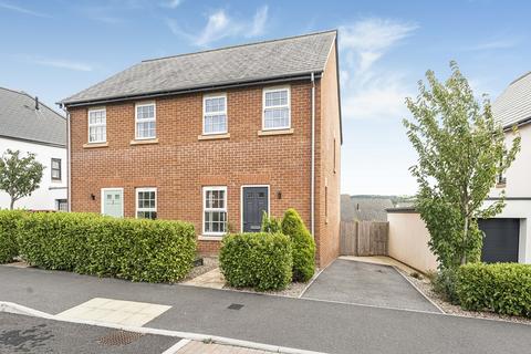 2 bedroom semi-detached house for sale, Tarka Way, Crediton, EX17 3FF