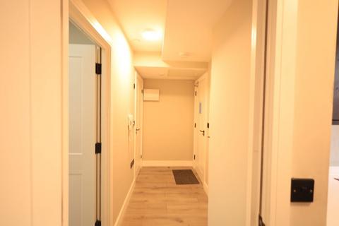 undefined, High Street, City Centre, Leicester LE1