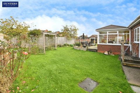 2 bedroom detached bungalow for sale, Laburnum Avenue, Scunthorpe
