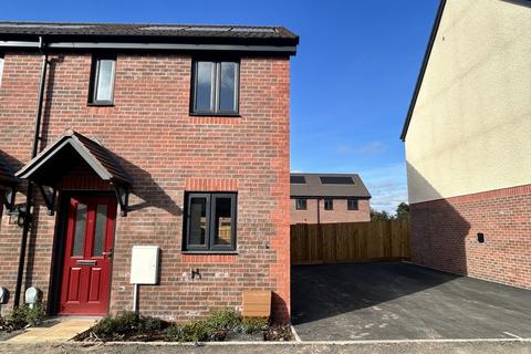 2 bedroom semi-detached house to rent, Creedy Close, Exeter EX5