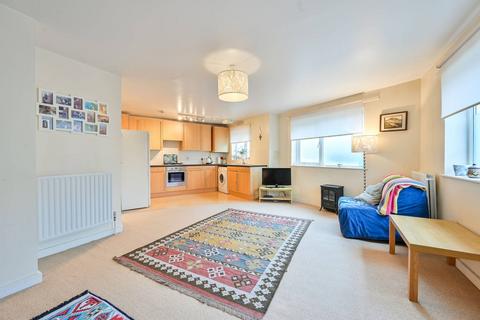 1 bedroom flat for sale, Symons Close, Nunhead, London, SE15
