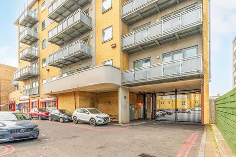 undefined, London Road, Thornton Heath, CR7