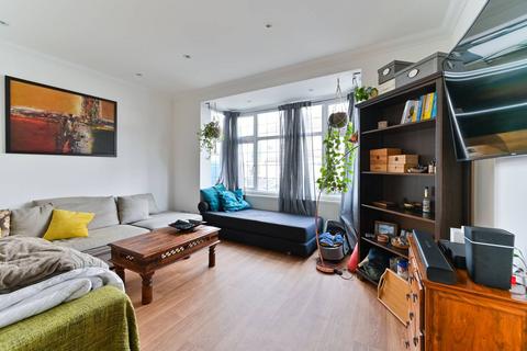 undefined, Elmbrook Road, Sutton, SM1