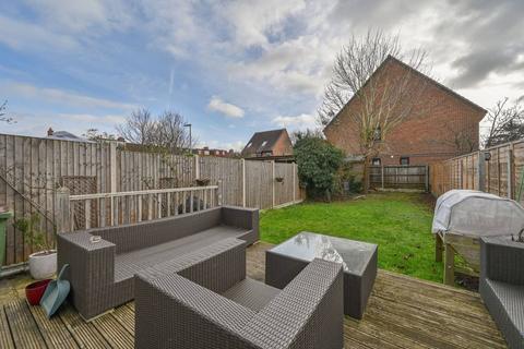 undefined, Elmbrook Road, Sutton, SM1